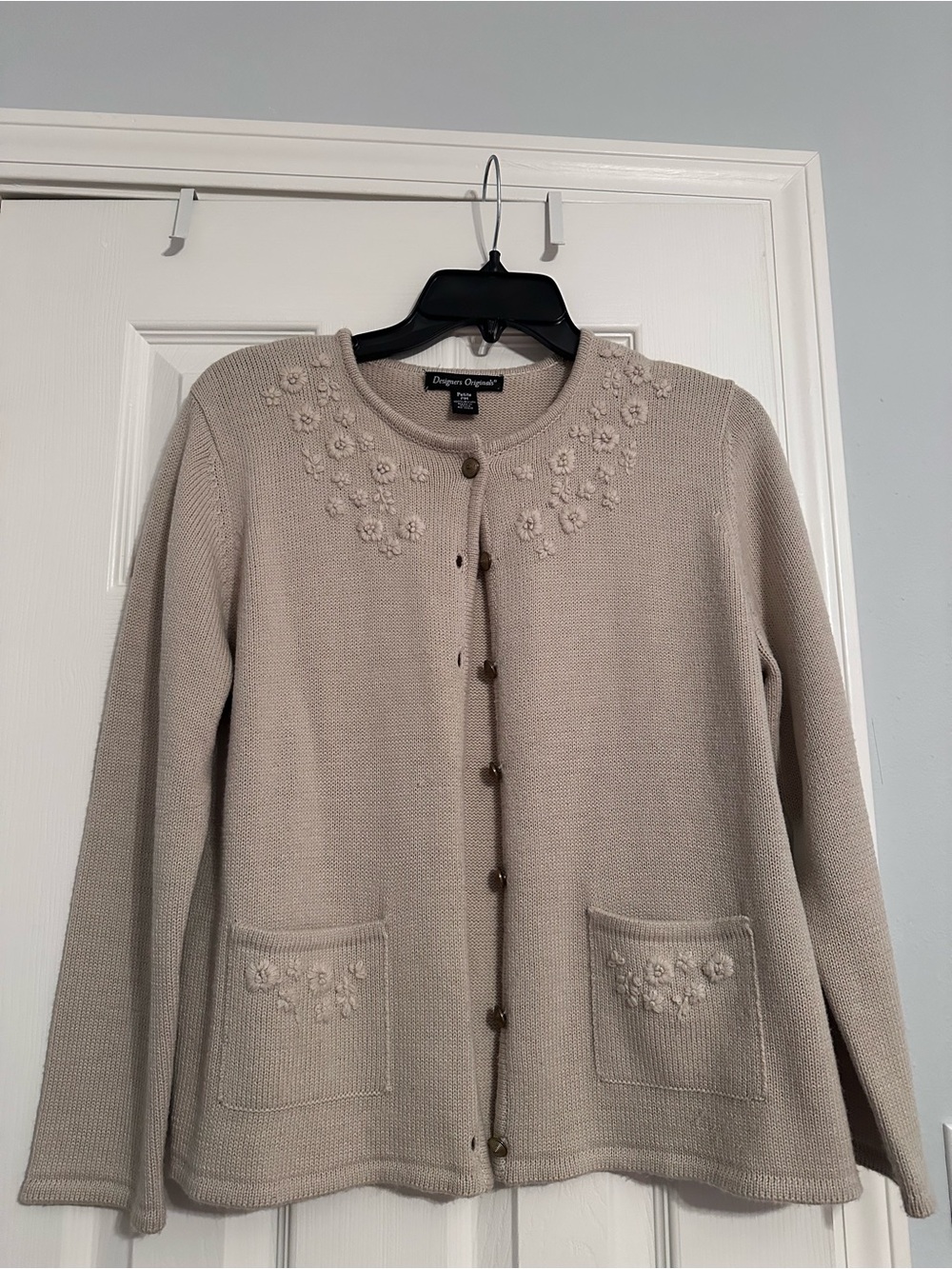 Designers Originals Vintage Tan/Cream Knit Floral-Embellished Cardigan